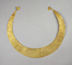Lunula, da Cork, prima età del bronzo